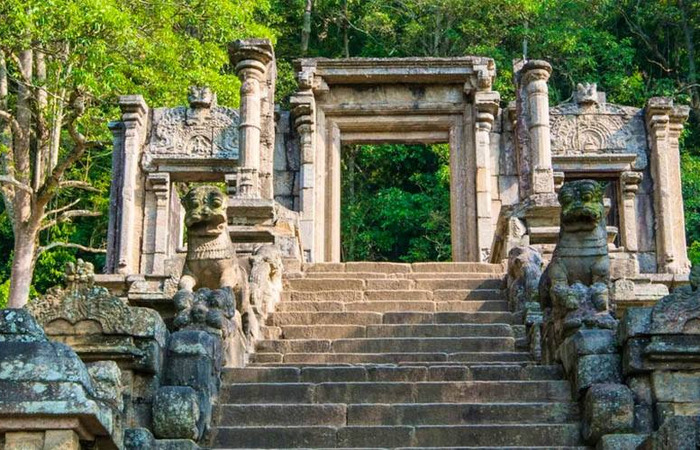 Yapahuwa rock fortress ruins: What to expect